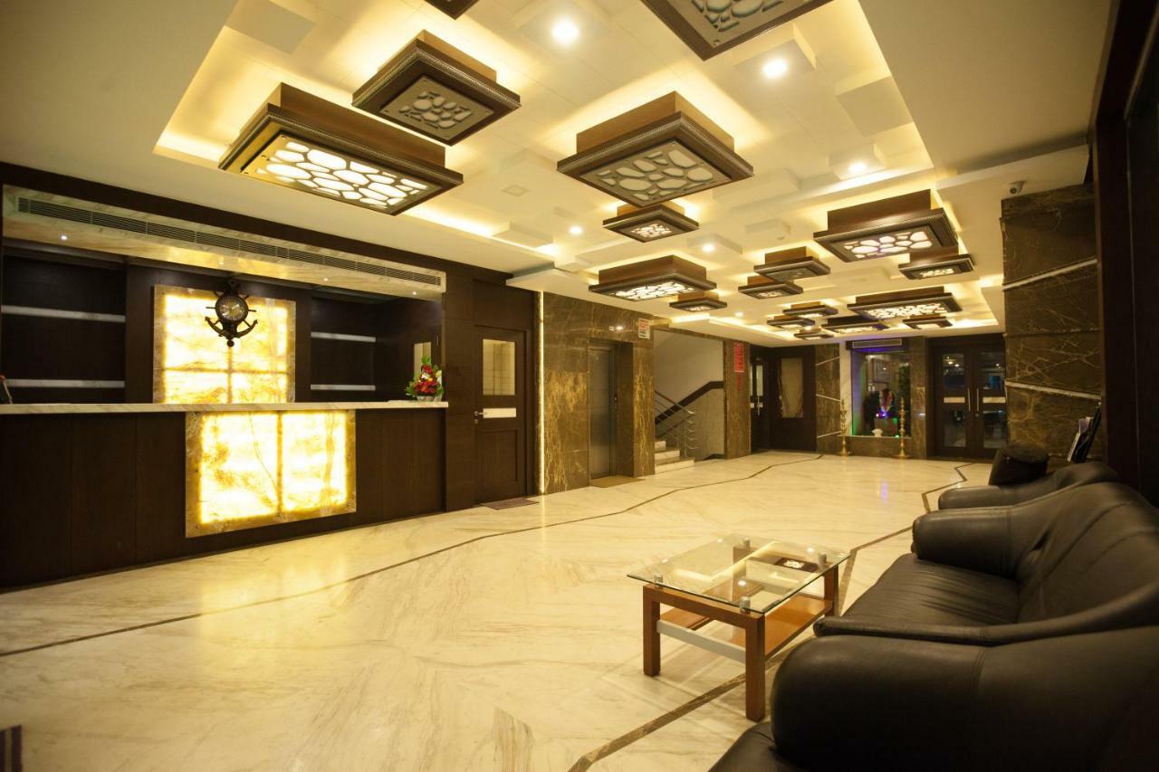 Myspace Hotels Silverstar Bangalore Exterior foto